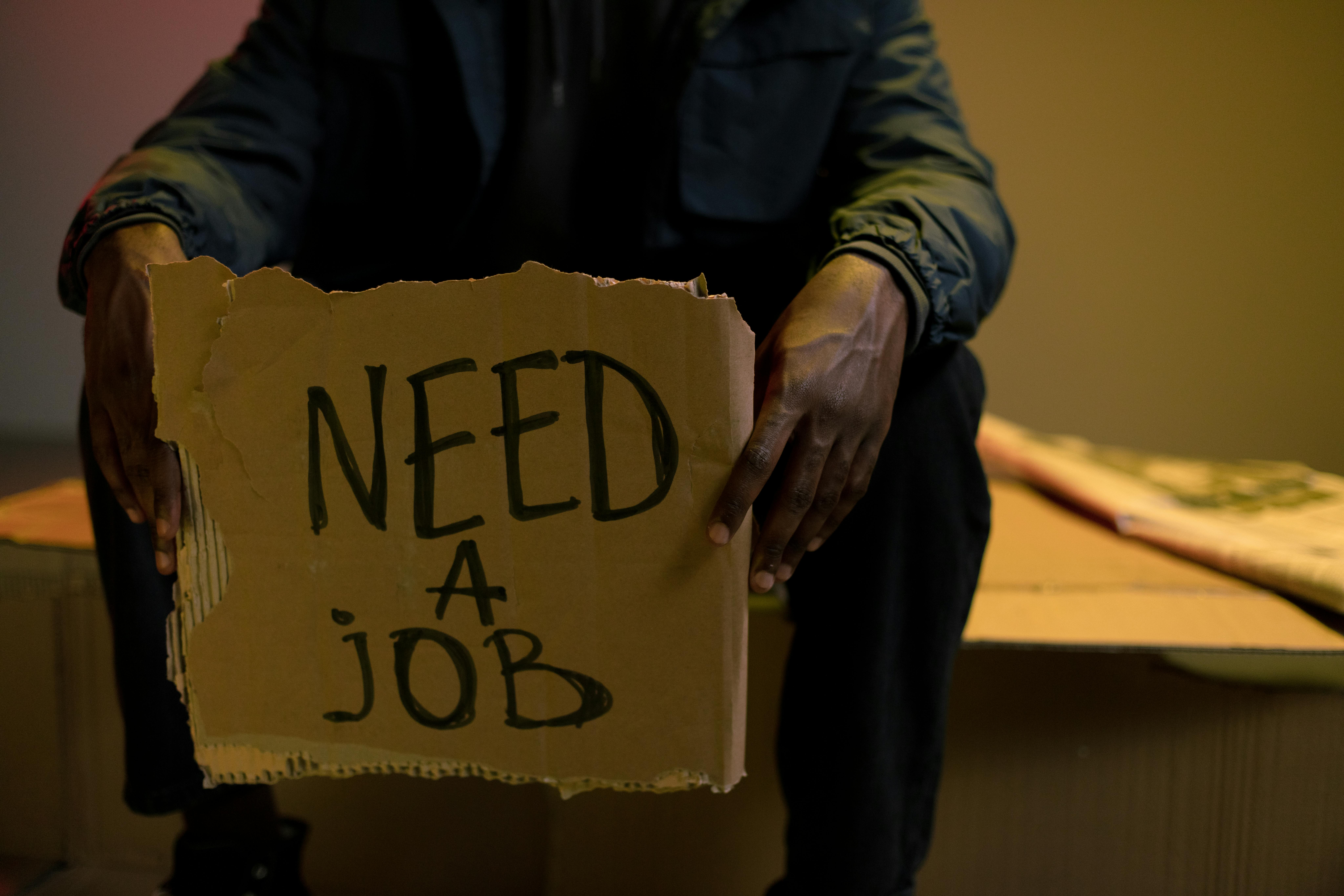 US Initial Jobless Claims Decline To Lowest Since Early February