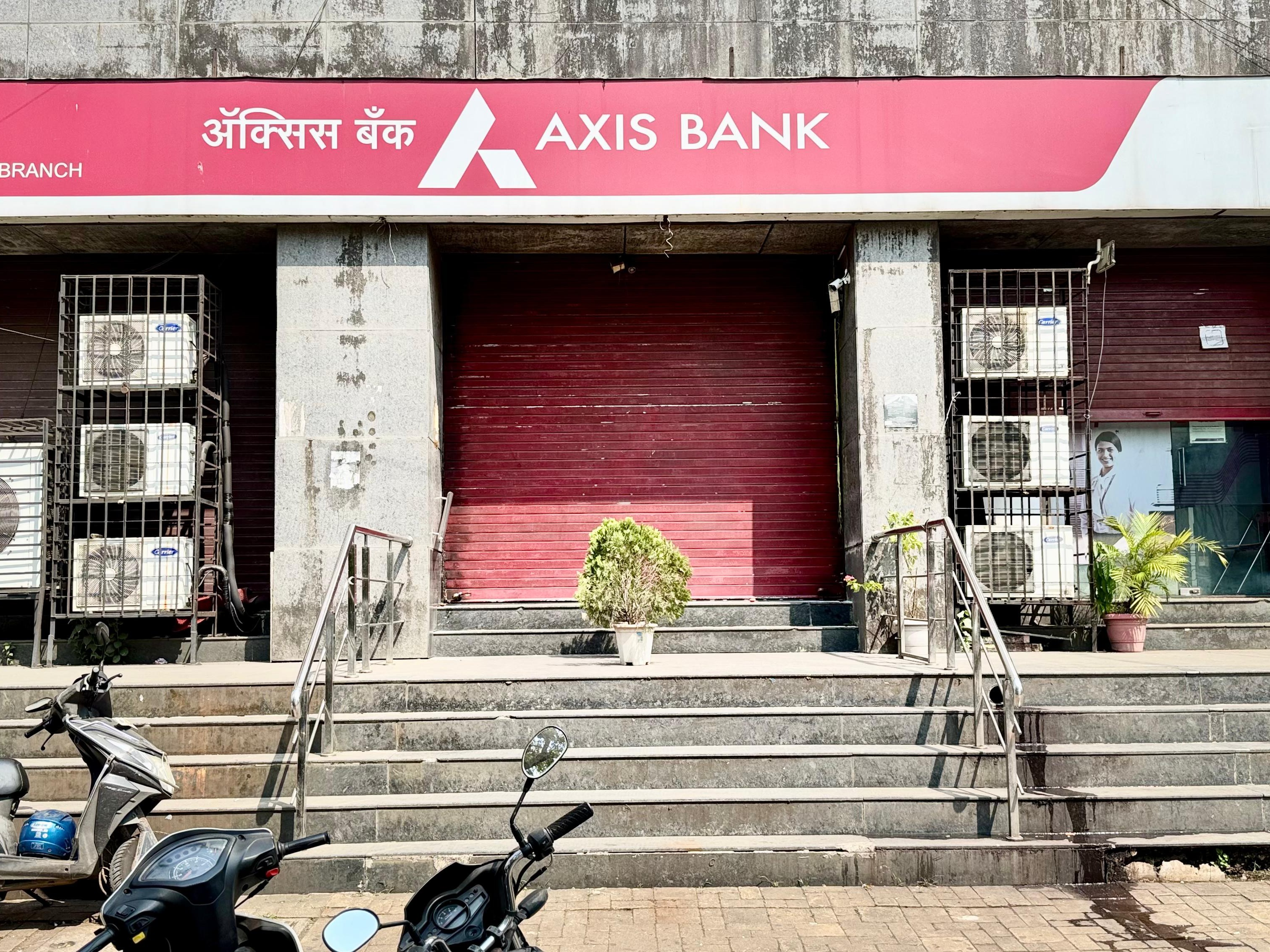 Good Friday 2025 Bank Holiday: Will Banks Remain Open Or Closed On April 18?