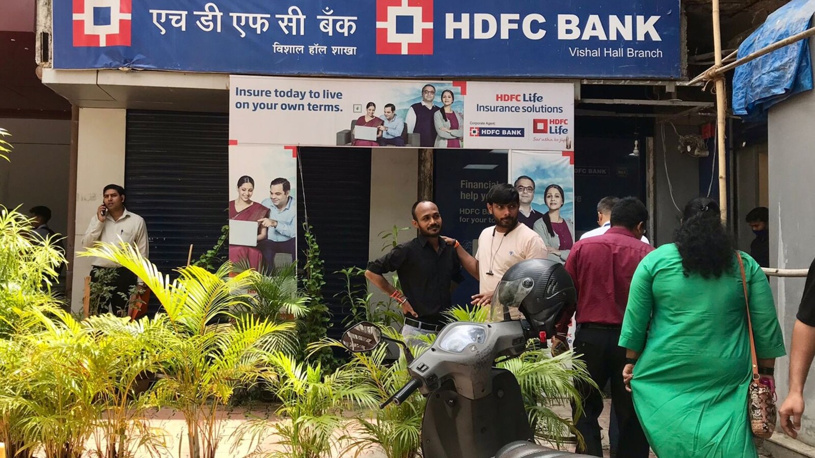 Q4 FY25 Results Today: HDFC Bank, ICICI Bank, Yes Bank Among Five ...