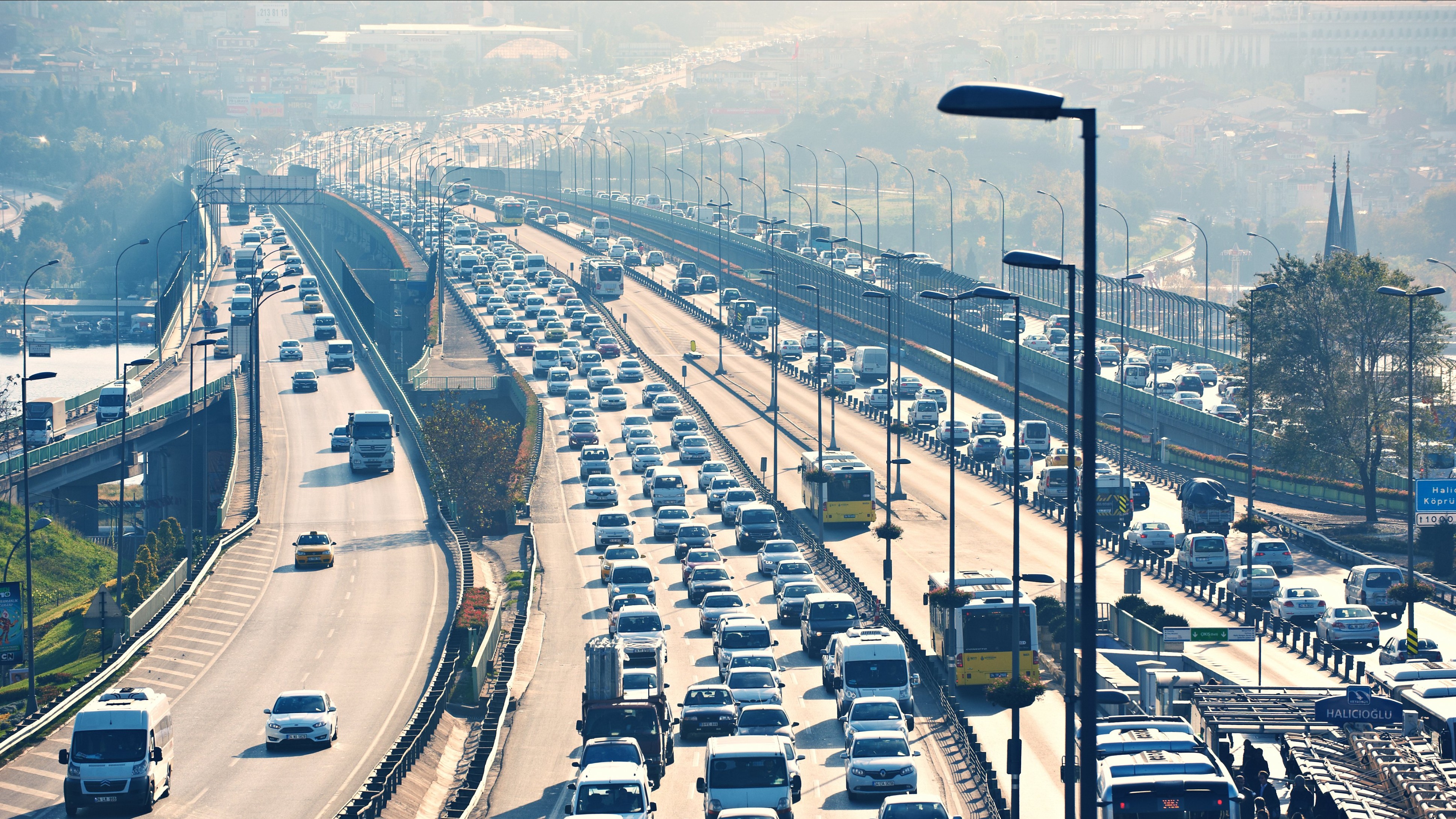 Traffic Fines Worth Rs 12,000 Crore Issued In 2024, Rs 9,000 Crore Unpaid