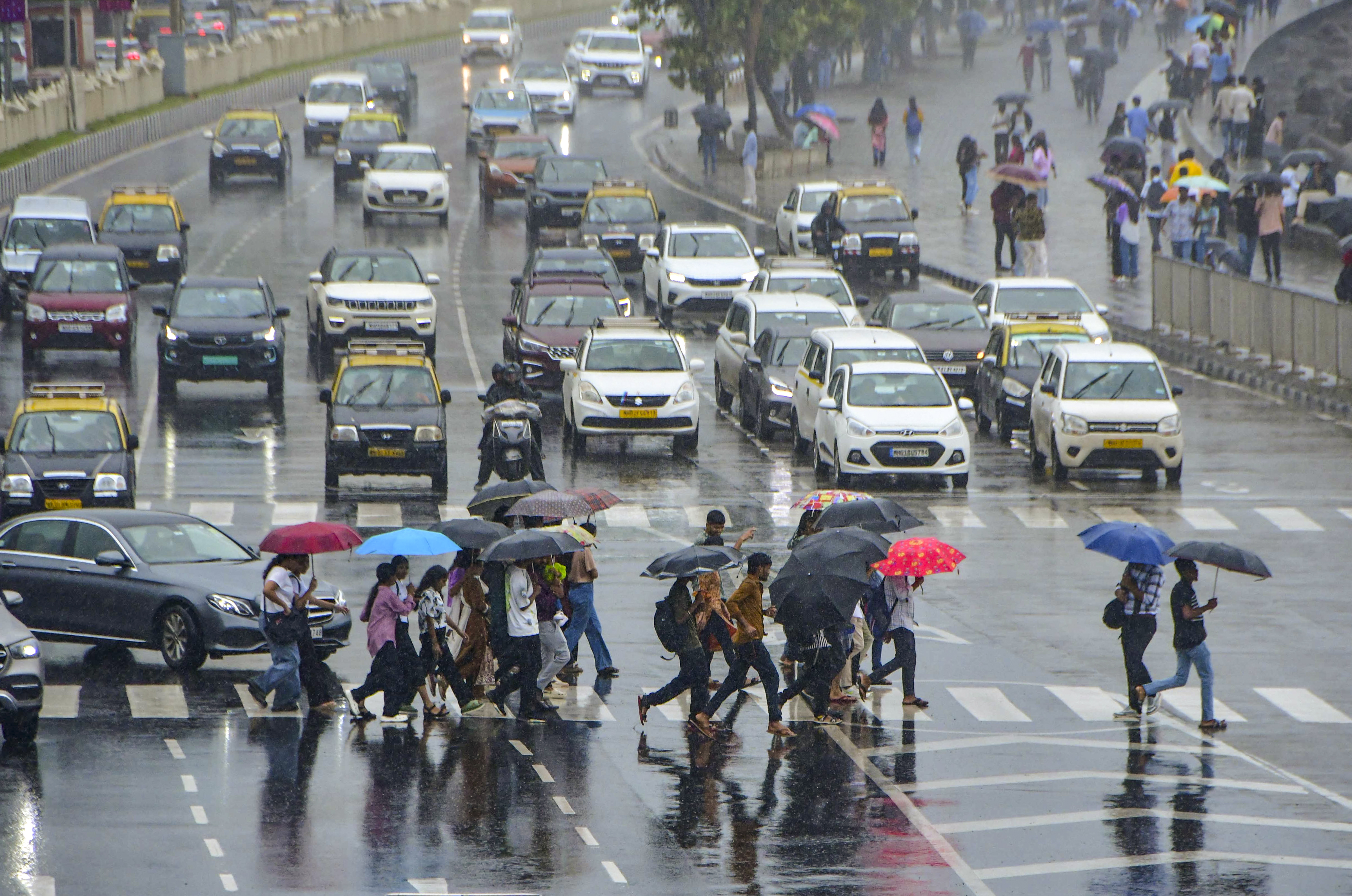 Mumbai Rains LIVE Updates: Local Trains Running Late, Say Reports; Roads Congested