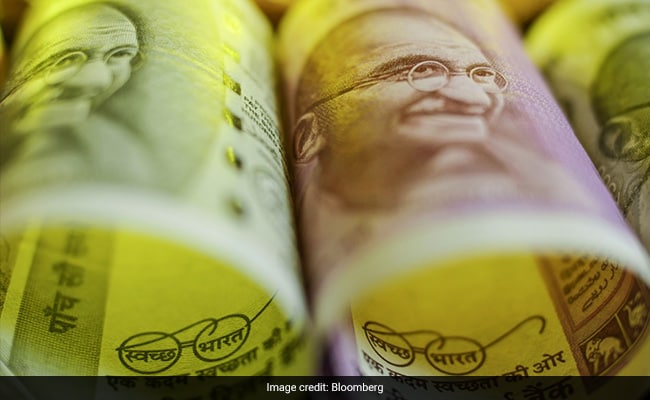 Rupee Weakens By 35 Paise To Close At 74.76 Against Dollar
