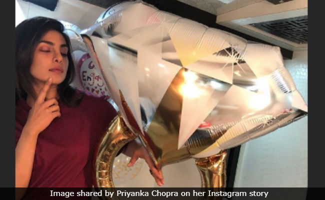 Priyanka Chopra Is Trolling Everyone Obsessing Over Her Diamond Ring
