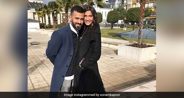 Sonam Kapoor Ahuja Got A Basketball-Themed Cake For Husband Anand Ahuja's Birthday! (See Pic)