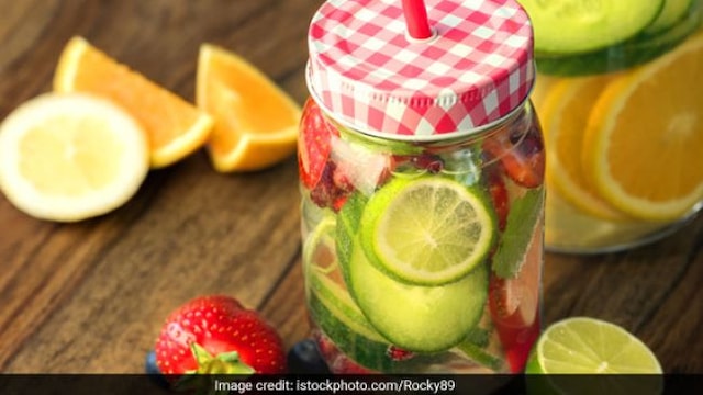 Weight loss drinks: Some drinks can improve your metabolism and help you lose weight