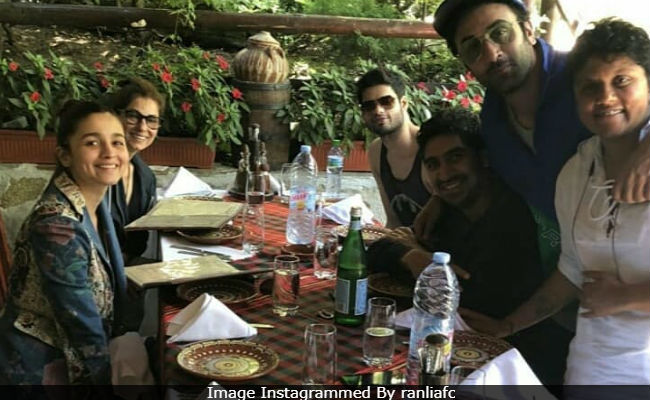 What Lunch On The <i>Brahmastra</i> Set Looks Like, With Alia Bhatt, Ranbir Kapoor, Dimple Kapadia And Amitabh Bachchan
