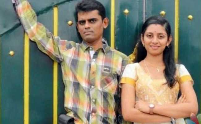 Tamil Nadu Man Delivers Baby Aided By Videos On Social Media, Wife Dies