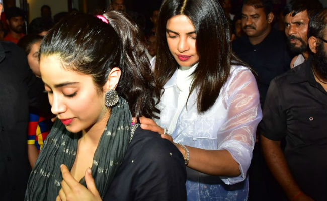Priyanka Chopra Invites Janhvi Kapoor To Celebrate Her Dad's Birth Anniversary. See Pics