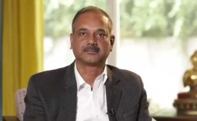 सीएम अरविंद केजरीवाल के सबसे खास यह अफसर क्या कर रहे हैं आजकल?