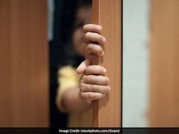 पिता के साथ नहीं रहना चाहती थी नाबालिक बच्ची, मां से मिलने के लिए करनी पड़ी कड़ी मशक्कत