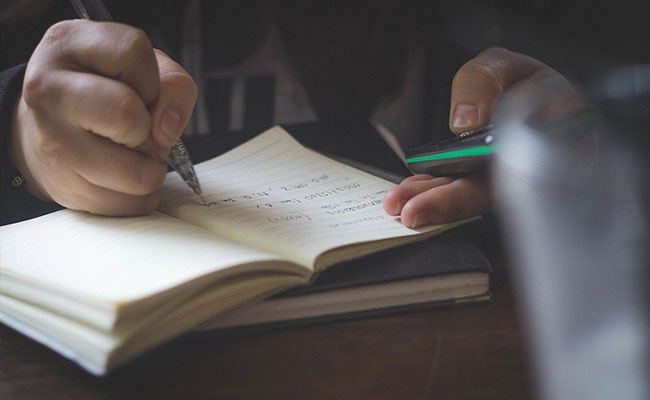 University Of East Anglia Announces Winners Of Writing Competition Held For Indian Students