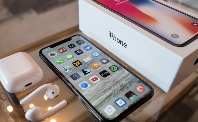 With iPhone X, Karnataka Invites Lawmakers For Cauvery Dispute Meet