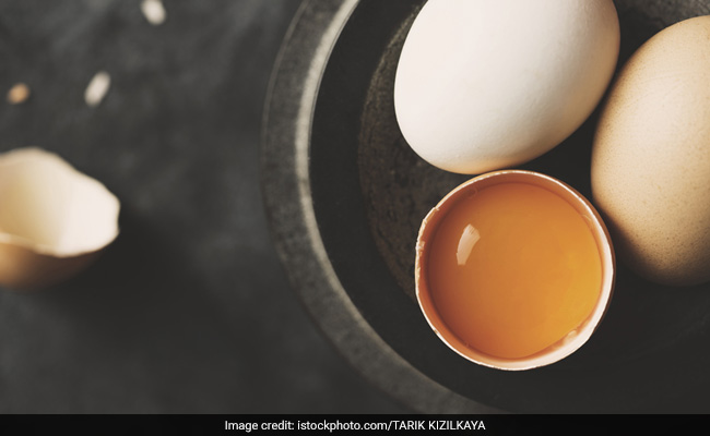 5 Amazing Ways To Use Eggs For Strong And Shiny Hair