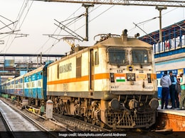 Railway Recruitment 2018: RRB Group D Exam में आते हैं ऐसे सवाल, अभी से कर लें तैयारी Railway Recruitment 2018: RRB Group D Exam में आते हैं ऐसे सवाल, अभी से कर लें तैयारी