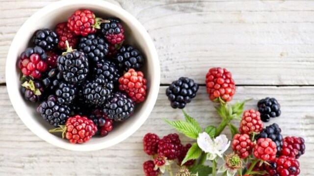Berries help combat inflammation and oxidative stress in the body, which can drain energy