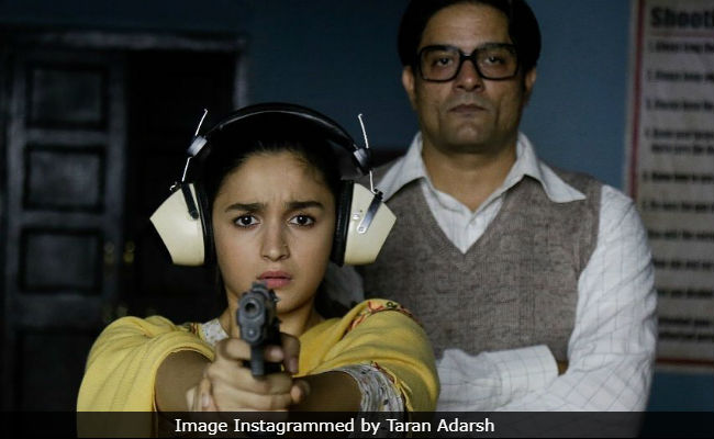 <i>Raazi</i> Box Office Collection Day 7: Alia Bhatt's Film Emerges As 'Winner' At The End Of Week 1