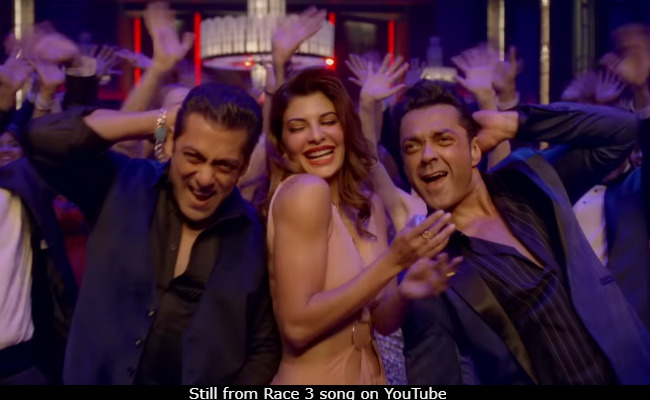 'Overshadowed' In Salman Khan's <I>Race 3</i>? Bobby Deol Had No Such Fear