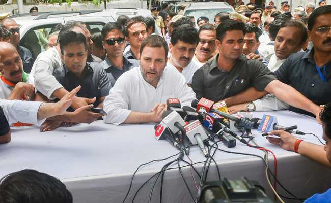 "PM Modi Doesn't Respect 'Guru' LK Advani": Rahul Gandhi Jab Draws BJP Fury