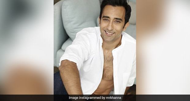 Happy Birthday Rahul Khanna: 10 Times His Fancy Foodie Moments Made Us Go 'Wow'