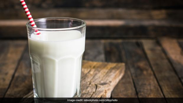 DIY Raw Milk Face Packs For Flawless Skin This Summer