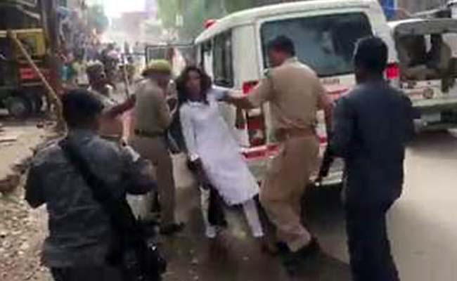 On Video, UP Cops Pull Student's Hair For Blocking Amit Shah's Convoy