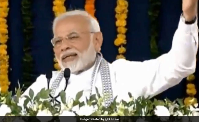 सरदार पटेल को लेकर PM ने कांग्रेस पर किया हमला, ‘विश्व की सबसे बड़ी प्रतिमा को भी इन्होंने 'मेड इन चाइना' बता दिया’ सरदार पटेल को लेकर PM ने कांग्रेस पर किया हमला, ‘विश्व की सबसे बड़ी प्रतिमा को भी इन्होंने 'मेड इन चाइना' बता दिया’