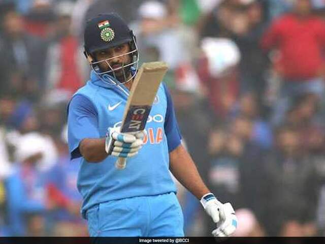 वनडे मैचों में तीन दोहरे शतक जमा चुके रोहित शर्मा ने टी20 में किया यह बड़ा कारनामा....