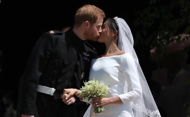 Royal Wedding 2018: The Wedding Cake Of Duke and Duchess of Sussex Is A Vision (See Pics)