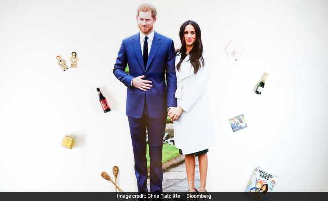 Majestic Sausages, Crown Jewels Condoms: Royal Wedding Fever In UK Shops