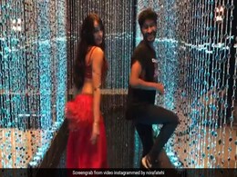 सलमान खान के साथ इस एक्ट्रेस को मिली फिल्म, बेली डांस कर मनाया जश्न; बार-बार देखा जा रहा Video सलमान खान के साथ इस एक्ट्रेस को मिली फिल्म, बेली डांस कर मनाया जश्न; बार-बार देखा जा रहा Video