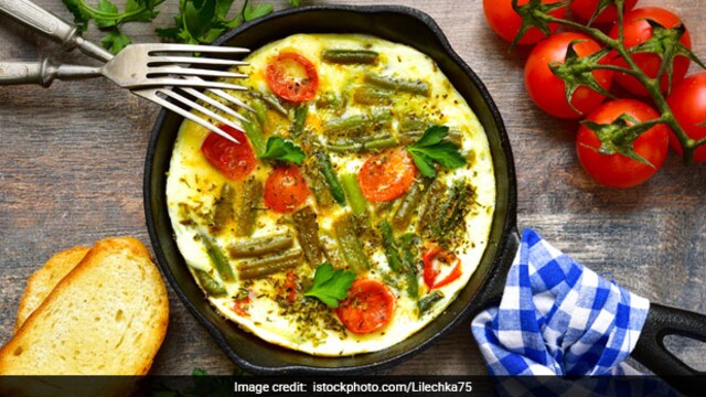 A healthy breakfast should be abundant in protein, healthy fats and other essential nutrients