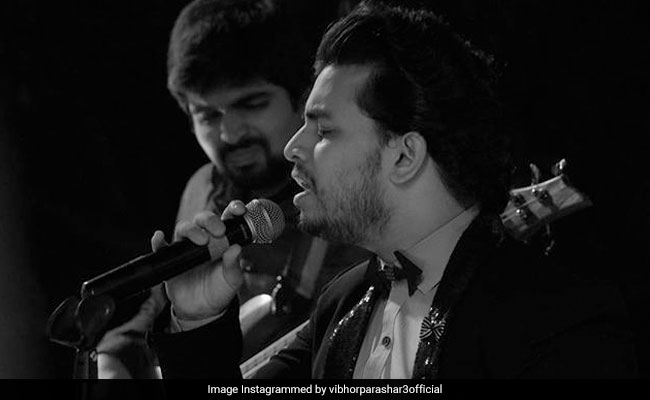 <I>Indian Idol 10</i>: Neeti Mohan's Nephew Vibhor Parashar Enters Top 14