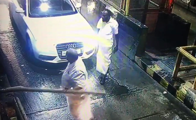 Kerala Lawmaker, Made To Wait At Toll Plaza, Loses Cool. Watch