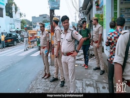 7-Year-Old Girl's Body Found In A Sack On Roof Of Ghaziabad Mosque 7-Year-Old Girl's Body Found In A Sack On Roof Of Ghaziabad Mosque