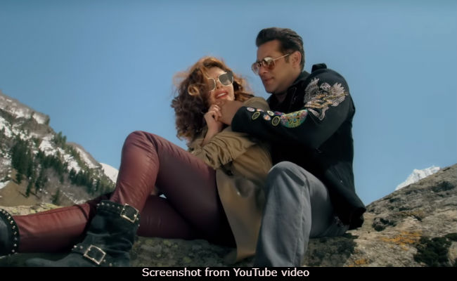 <I>Race 3</I> New Song <I>Selfish</I>: A Romantic Twist To Salman Khan, Jacqueline Fernandez And Bobby Deol's Love Triangle
