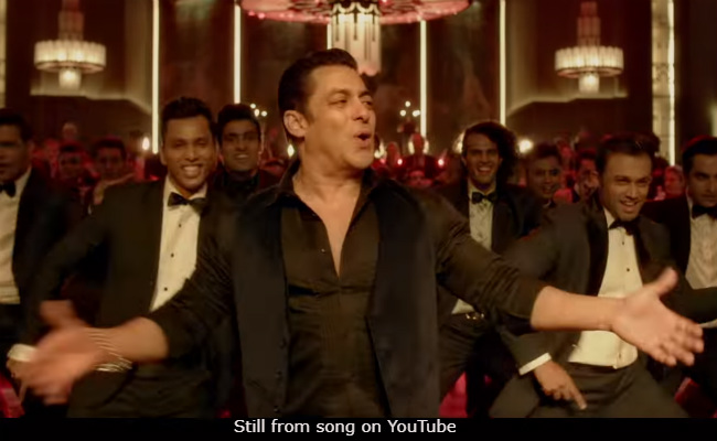 <I>Race 3</i> Song <I>Party Chale On</I>: Are Salman Khan's Party Shoes Up For Sale?