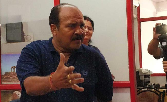 ‘डांसिंग अंकल’ को उनकी मां ने सिखाया है डांस, मिथुन-गोविंदा के हैं ‘जबरा’ फैन