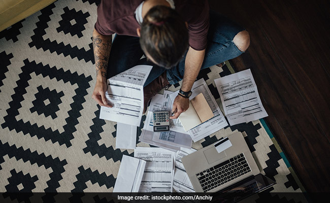 3 Ways Millennials Can Actually Start Saving Money