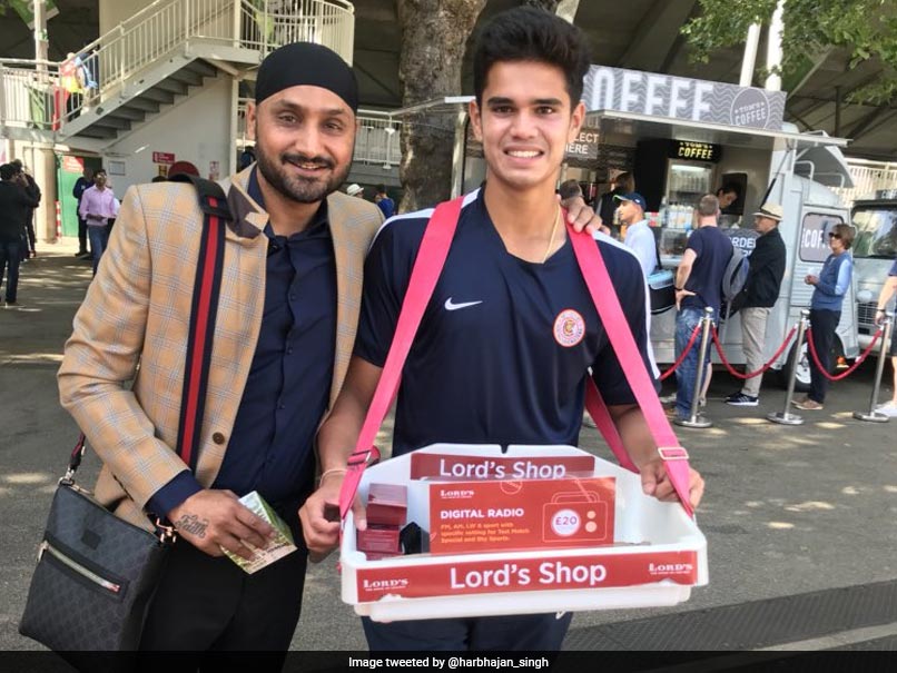 India vs England: "Good Boy" Arjun Tendulkar Sells Radios At Lord's, Gets Helping Hand From Harbhajan Singh