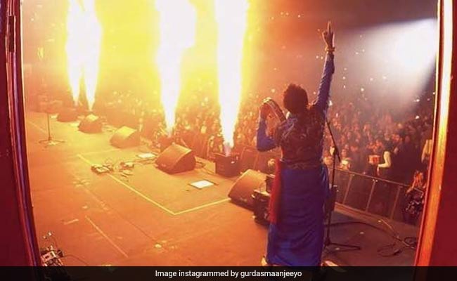 Video: गुरदास मान का रैप सुन भूल जाएंगे हनी सिंह और बादशाह को, लाइव परफॉर्मेंस में यूं उतर गए दिलों में