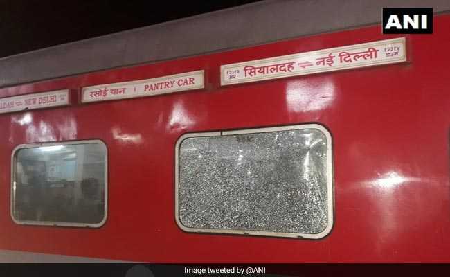Stones Thrown At Sealdah-New Delhi Rajdhani Express In Bihar, 6 Injured