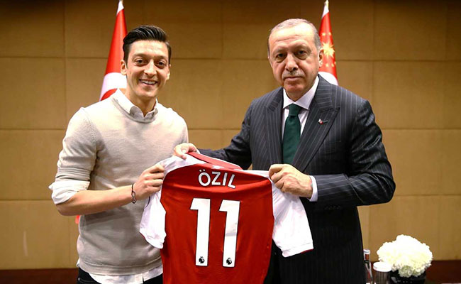 Tayyip Erdogan Praises Mesut Ozil's Decision To Quit German Football Team