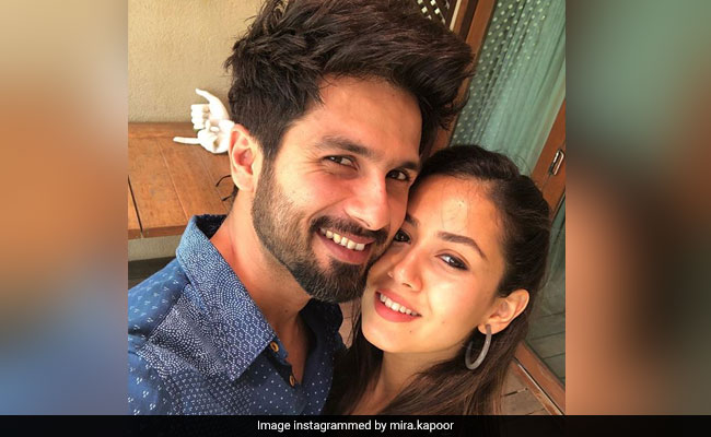 Shahid Kapoor, Mira Rajput's Adorable New Pic Has Instagram All Confused
