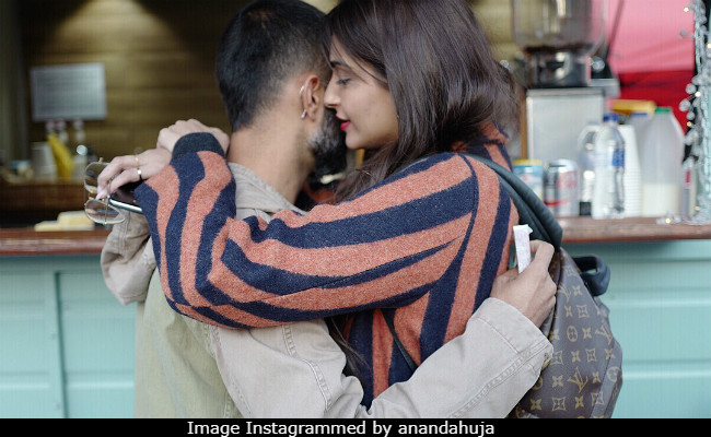 Sonam Kapoor, Anand Ahuja Explain Their Viral Wedding Hashtag '#EverydayPhenomenal'