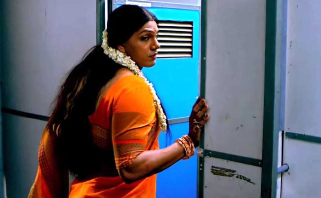 बिच्छू के जहर से नींद भगाने वाली 'अर्धनारी' का कोहराम, ट्रांसजेंडर बनकर यूं लिया बदला