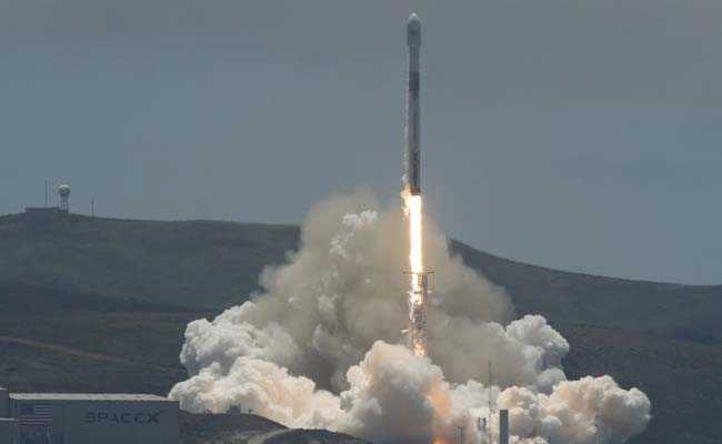 Space-X Blasts Off Sports Car-Sized Satellites To Measure Earth's Water