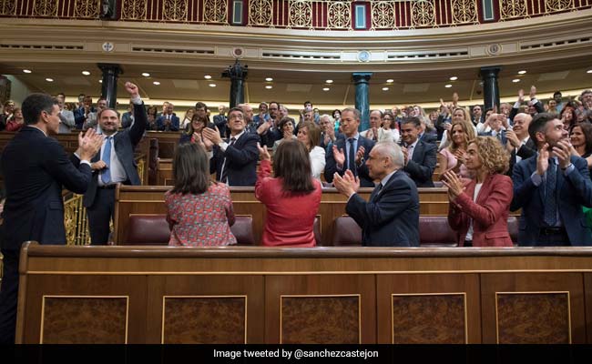 Spain's New Pro-EU Government Is Dominated By Women