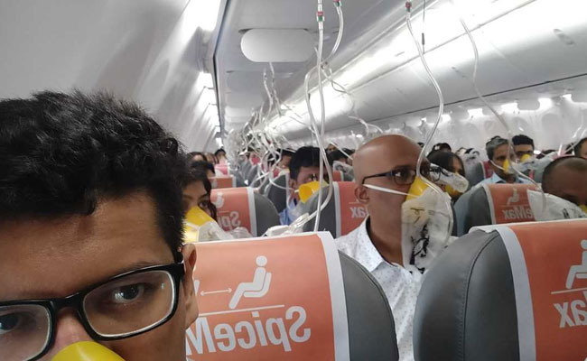 Low Cabin Pressure Forces SpiceJet Plane To Make Emergency Landing