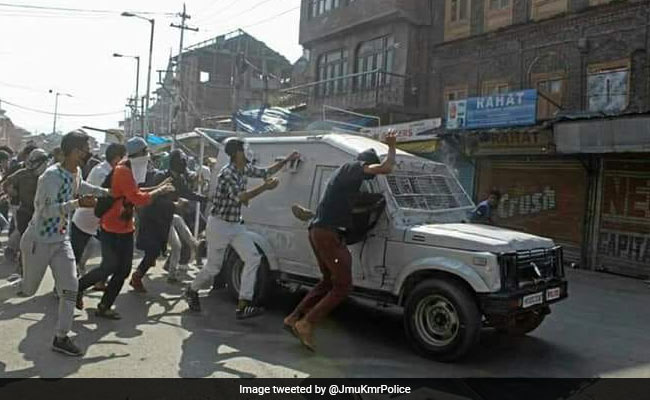 CRPF Vehicle, Attacked By Protesters, Runs Over 3 In Kashmir; Police Cases Filed
