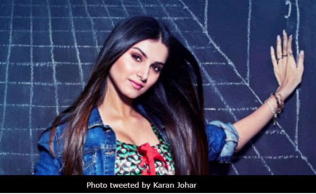 Tara Sutaria Will Reportedly Co-Star With Shahid Kapoor In <I>Arjun Reddy</I> Remake